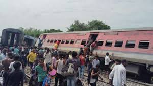 Chandigarh -dibrugrah express derails in up's gonda